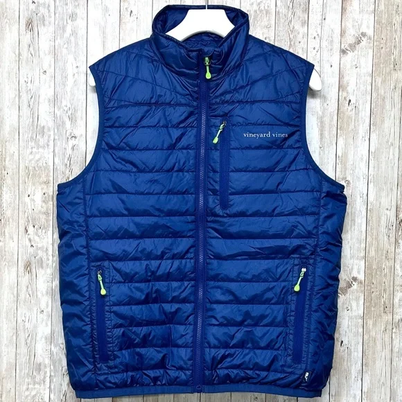 ⭐️Vineyard Vines Mountain Weekend Vest [1501]